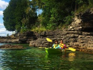 mother/daughter kayaking